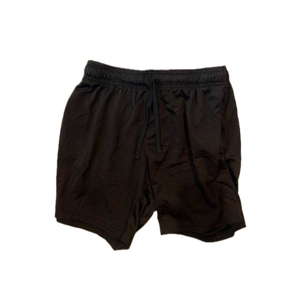 Athletic Works Training Shorts Size L (36-38)